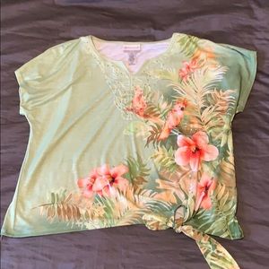 Floral flowy blouse